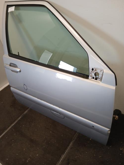 Image Porte avant droit - VOLVO V 70 1