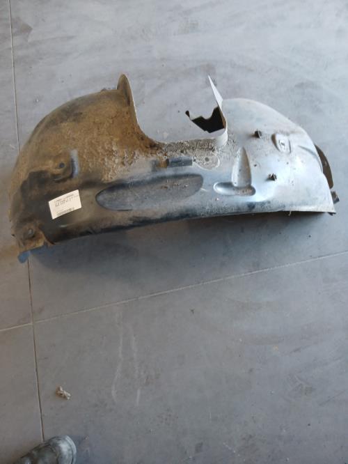 Image Pare boue avant gauche - CITROEN C4 2