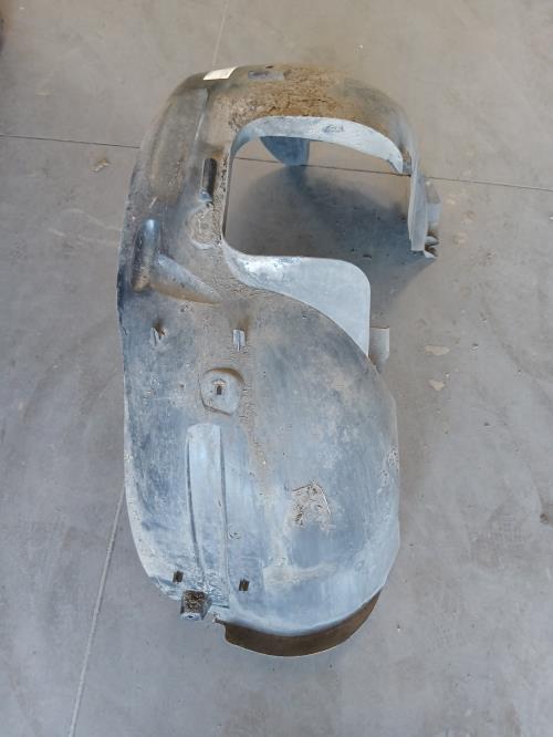 Image Pare boue avant gauche - CITROEN C4 2