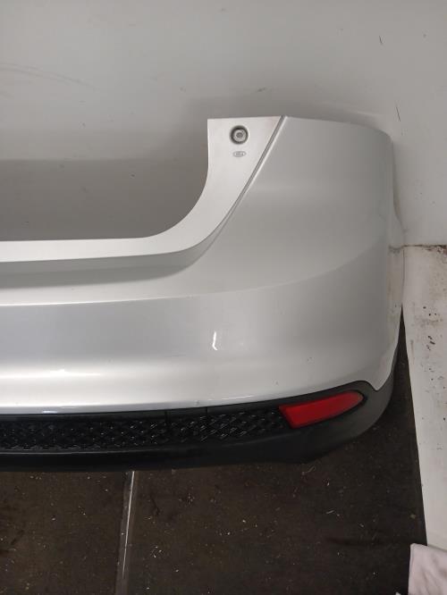 Image Pare choc arriere - FORD FOCUS 3