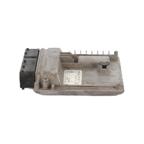 Image Calculateur moteur - SKODA FABIA 3