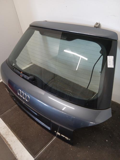 Image Malle/Hayon arriere - AUDI A3 1