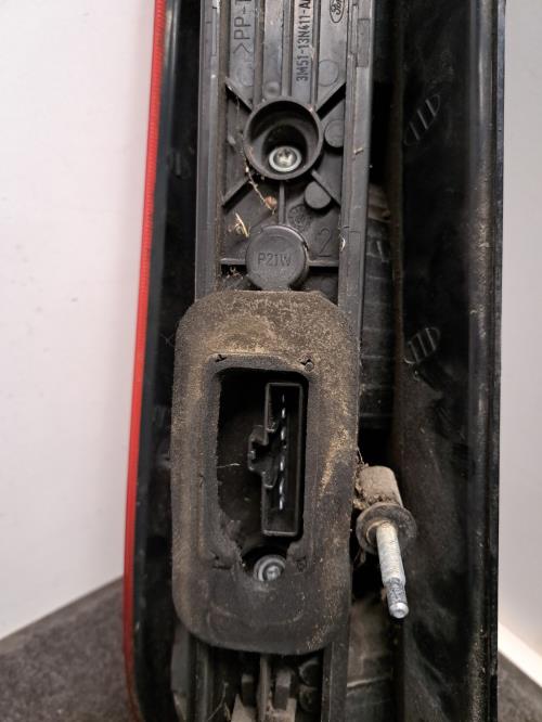 Image Feu arriere principal droit (feux) - FORD C-MAX 1