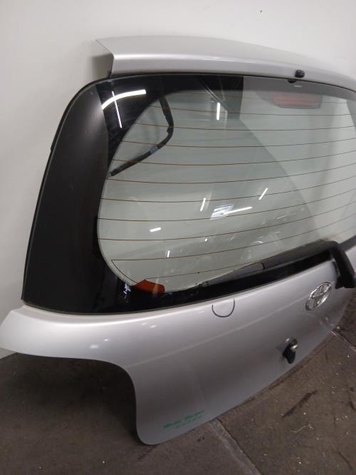 Image Malle/Hayon arriere - TOYOTA YARIS 1