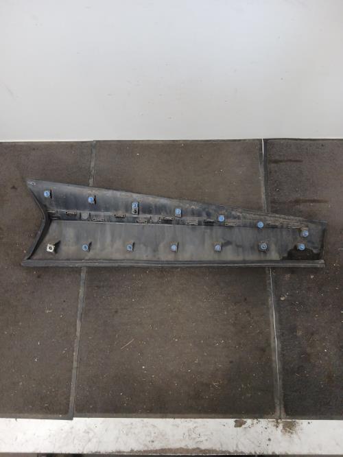 Image Baguette de porte avant gauche - RENAULT CAPTUR 1