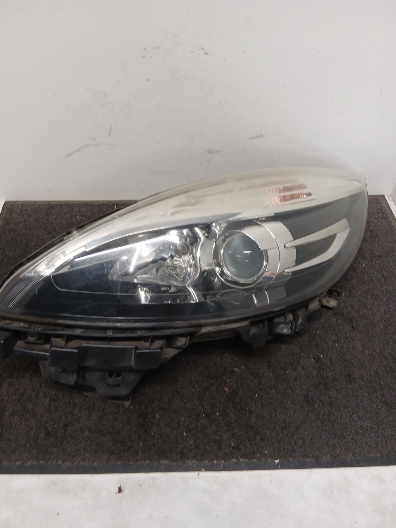 Pièce Auto
