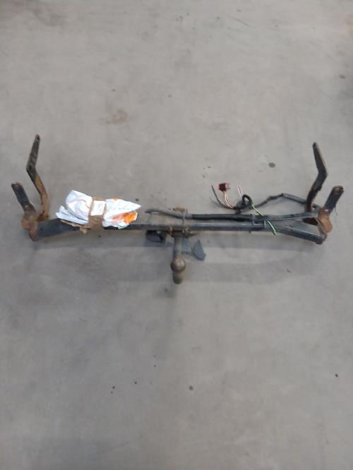 Image Attelage (boule de remorquage) - PEUGEOT 308 2 SW