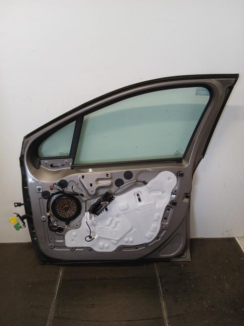 Image Porte avant droit - PEUGEOT 2008 1
