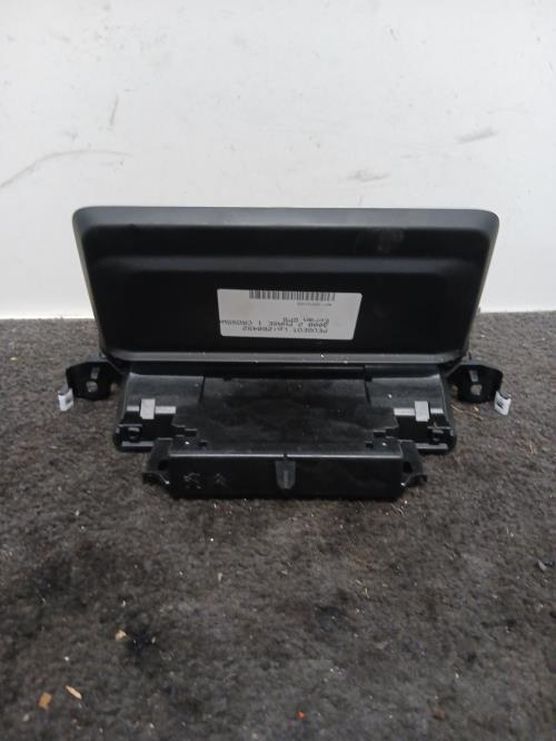 Image Ecran GPS - PEUGEOT 3008 2