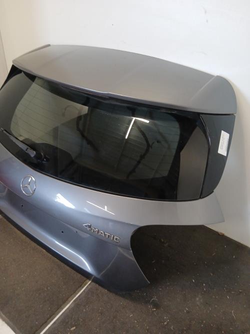 Image Malle/Hayon arriere - MERCEDES CLASSE A 176