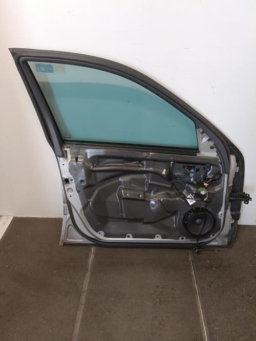 Image Porte avant gauche - MERCEDES CLASSE E 211