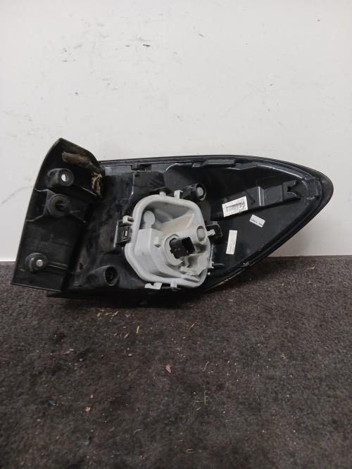 Image Feu arriere principal gauche (feux) - RENAULT CAPTUR 1