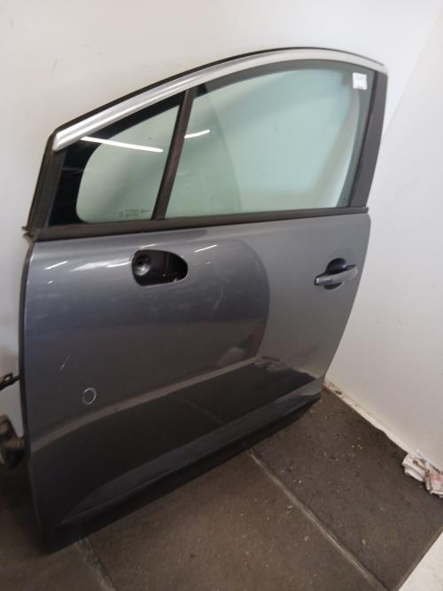 Image Porte avant gauche - PEUGEOT 3008 1