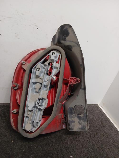 Image Feu arriere principal droit (feux) - RENAULT MODUS