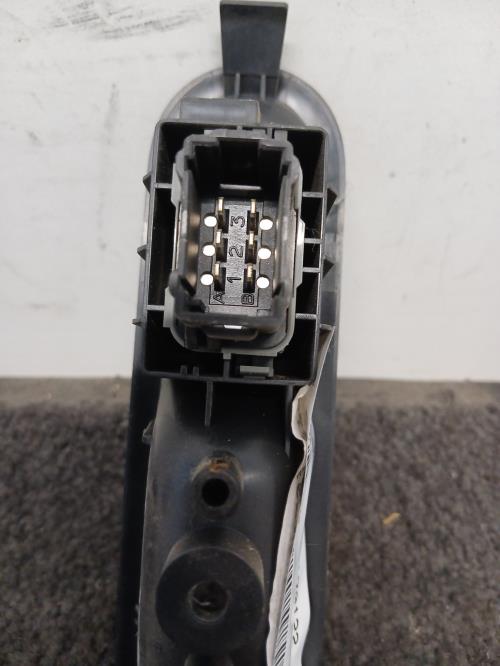 Image Interrupteur de leve vitre arriere droit - RENAULT MODUS