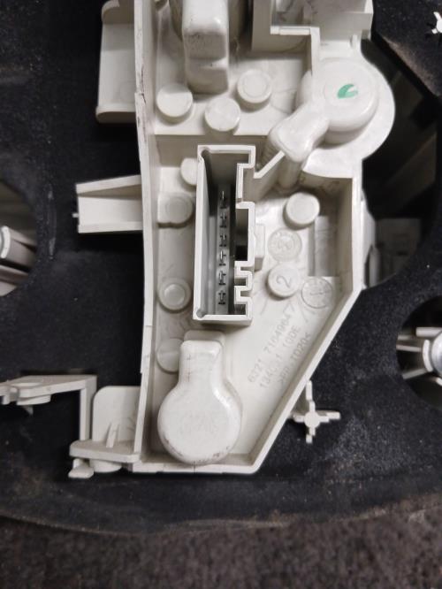 Image Feu arriere principal droit (feux) - BMW SERIE 1 E81