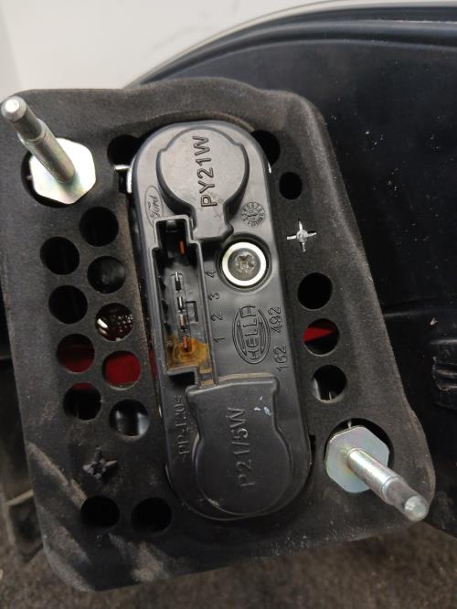 Image Feu arriere principal gauche (feux) - FORD S-MAX 1