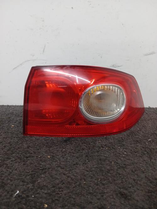 Image Feu arriere principal droit (feux) - RENAULT LAGUNA 2