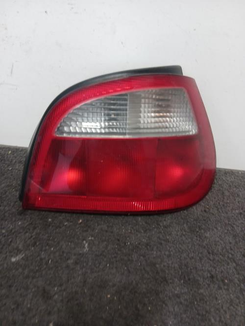 Image Feu arriere principal droit (feux) - RENAULT MEGANE 1