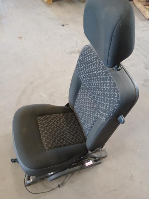 Image Siege avant droit - RENAULT KANGOO 2