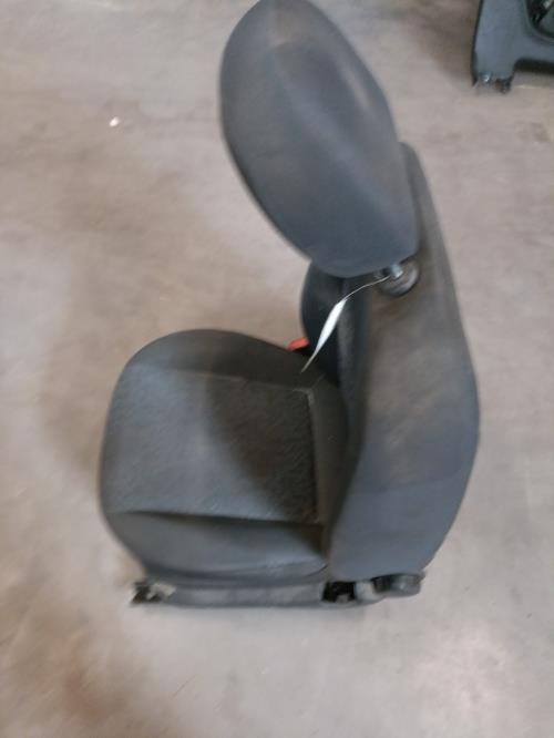 Image Siege avant gauche - PEUGEOT BIPPER
