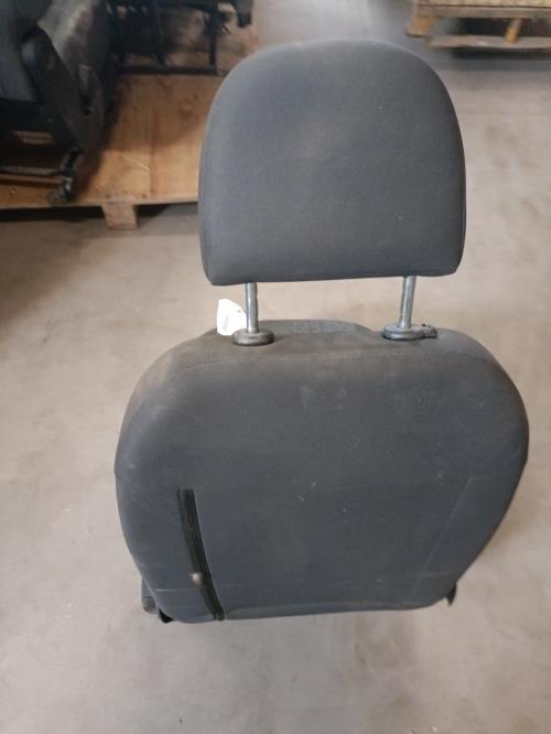 Image Siege avant gauche - PEUGEOT BIPPER