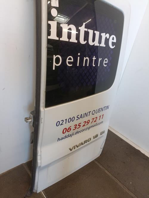 Image Porte de coffre droit - OPEL VIVARO 1