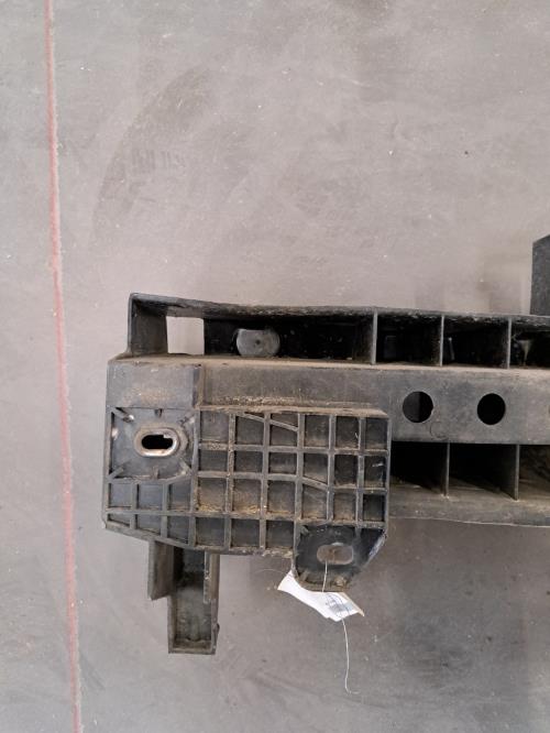 Image Renfort pare choc arriere (traverse) - RENAULT CLIO 4