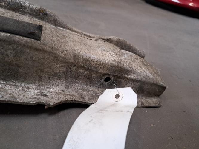 Image Renfort pare choc arriere (traverse) - AUDI A4 2