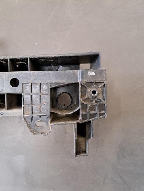 Image Renfort pare choc arriere (traverse) - RENAULT CLIO 4
