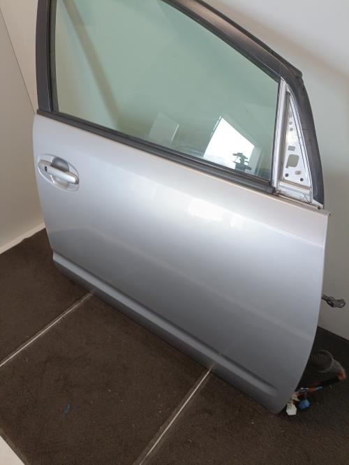 Image Porte avant droit - TOYOTA PRIUS 2