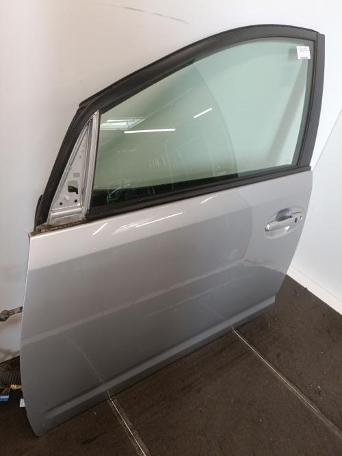 Image Porte avant gauche - TOYOTA PRIUS 2