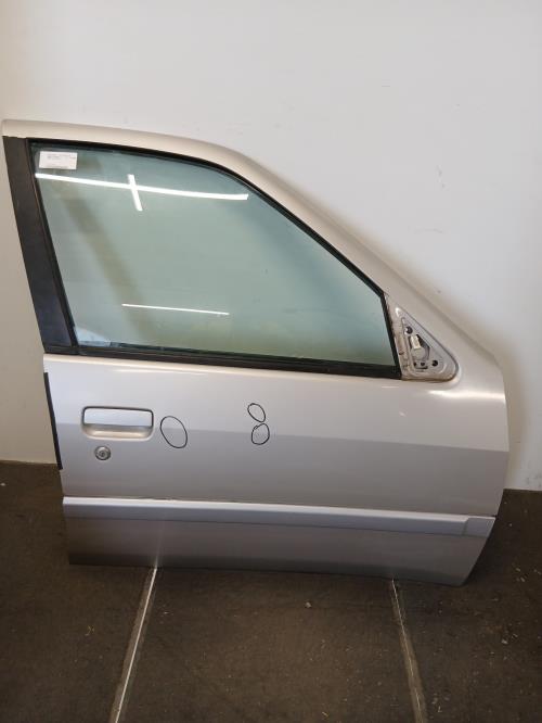 Image Porte avant droit - PEUGEOT 306