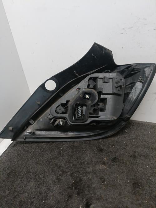 Image Feu arriere principal gauche (feux) - OPEL ASTRA H