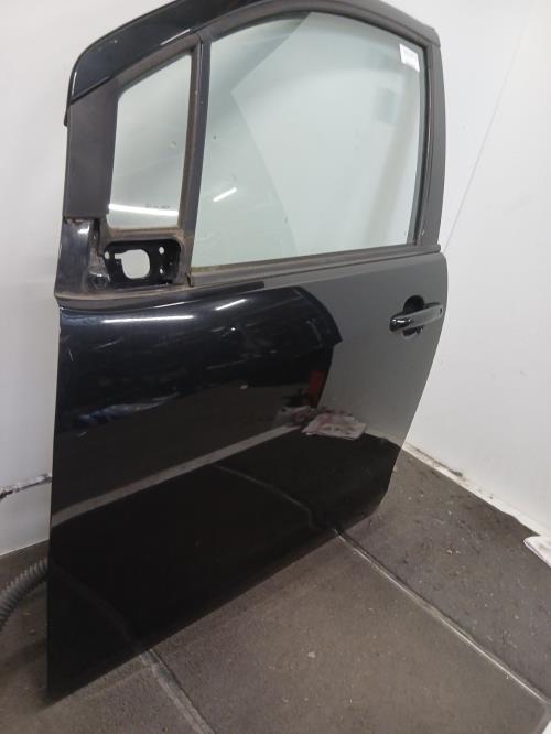 Image Porte avant gauche - SUZUKI SPLASH