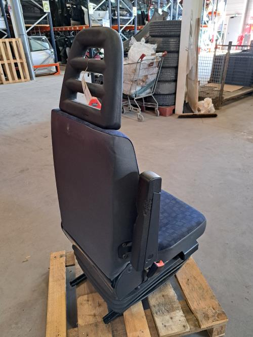 Image Siege avant gauche - IVECO DAILY 3