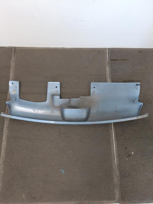 Image Calandre - PEUGEOT 306