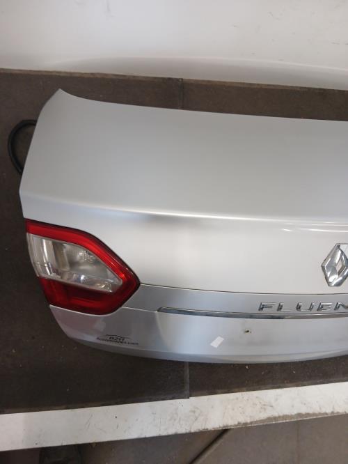 Image Malle/Hayon arriere - RENAULT FLUENCE
