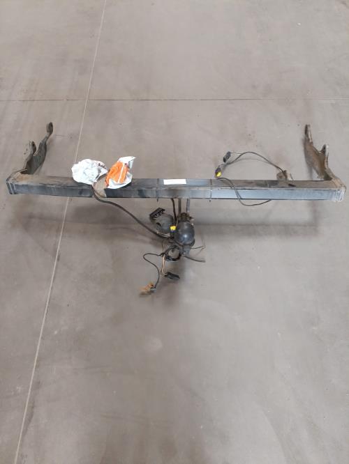 Image Attelage (boule de remorquage) - RENAULT FLUENCE