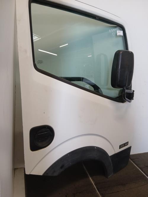Image Porte avant droit - NISSAN CABSTAR 2