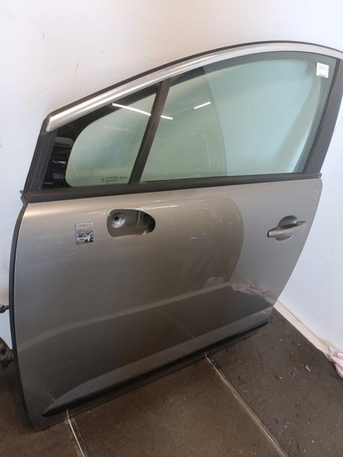Image Porte avant gauche - PEUGEOT 3008 1
