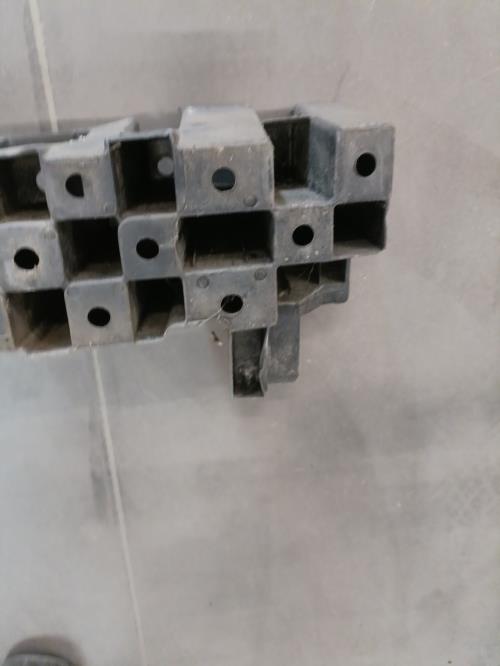 Image Absorbeur de pare choc arriere - RENAULT CLIO 3