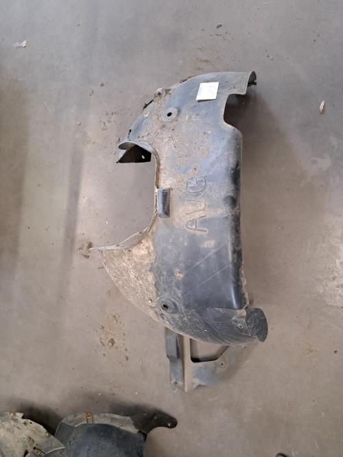 Image Pare boue avant gauche - PEUGEOT 208 1