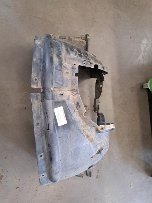 Image Pare boue avant droit - BMW X6 E71