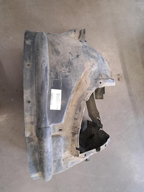 Image Pare boue avant gauche - BMW X6 E71