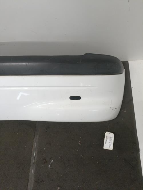 Image Pare choc arriere - PEUGEOT 206