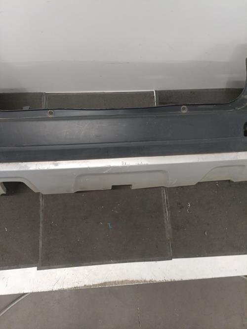 Image Pare choc arriere - DACIA DUSTER 1