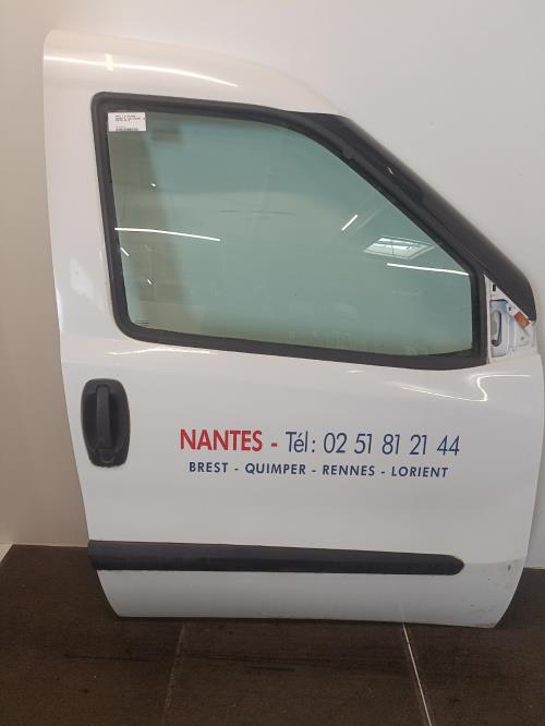 Image Porte avant droit - OPEL COMBO D