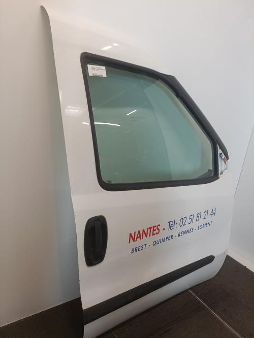 Image Porte avant droit - OPEL COMBO D