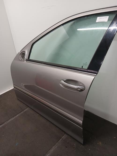 Image Porte avant gauche - MERCEDES CLASSE C 203